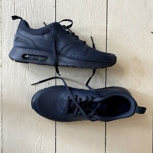 Men’s Nike Air Sneakers